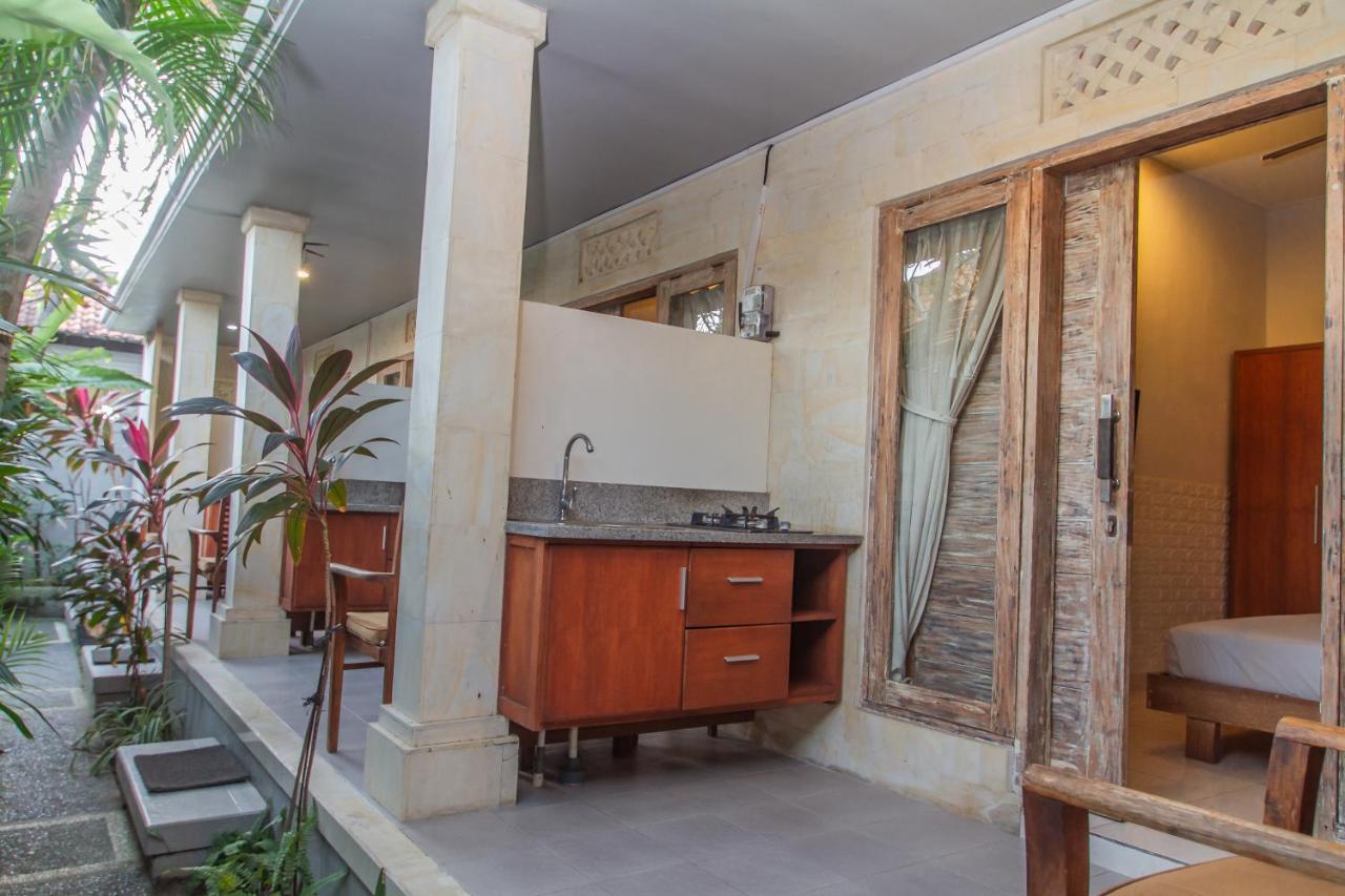 Sadana Bali Guesthouse Sanur  Exterior photo