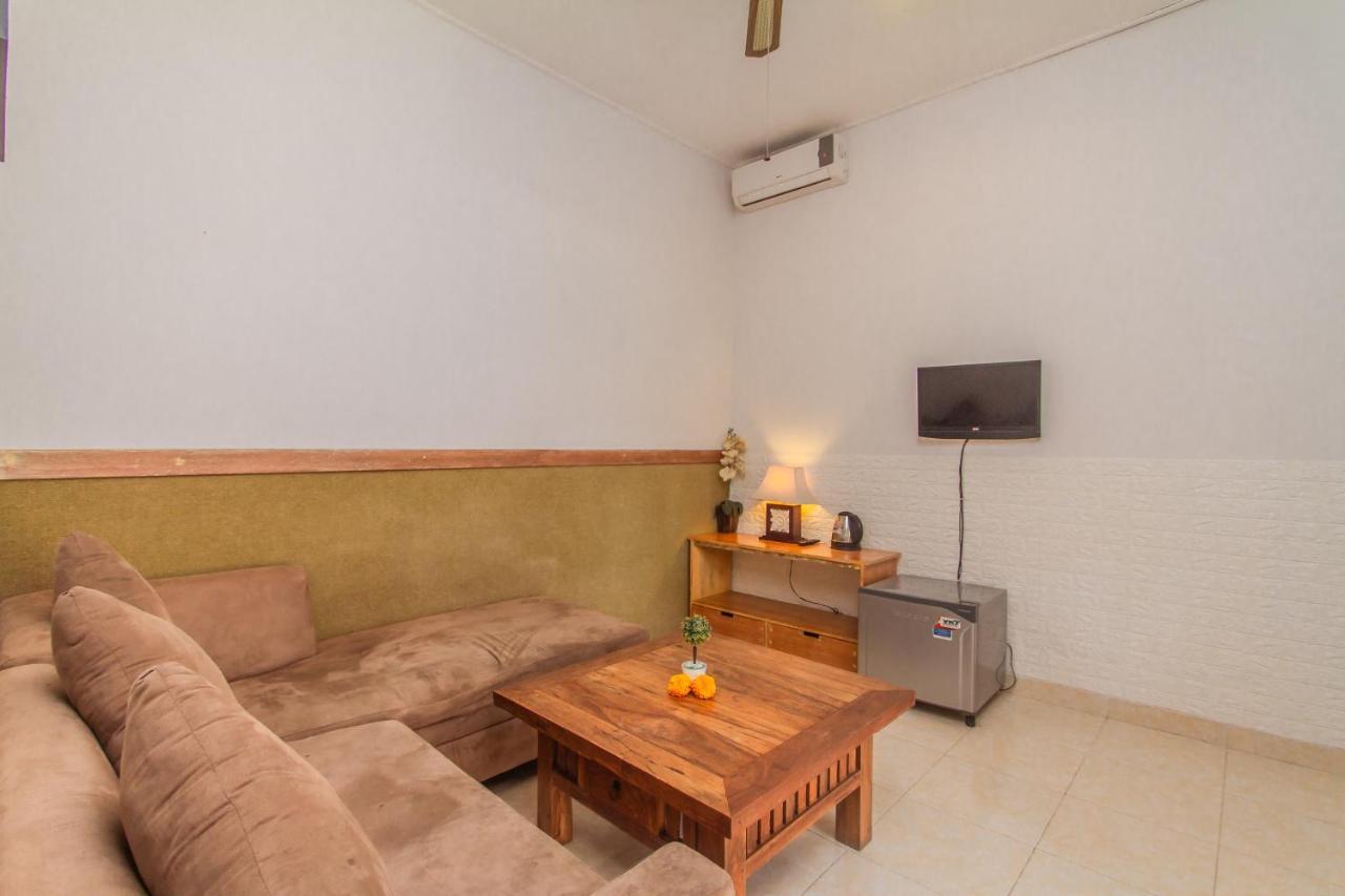Sadana Bali Guesthouse Sanur  Exterior photo